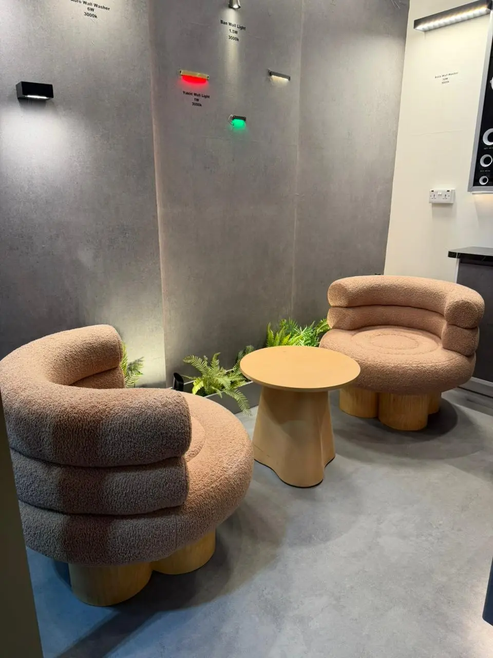 Exhibition Stand Contractor in Dubai: Custom Booth Builder UAE